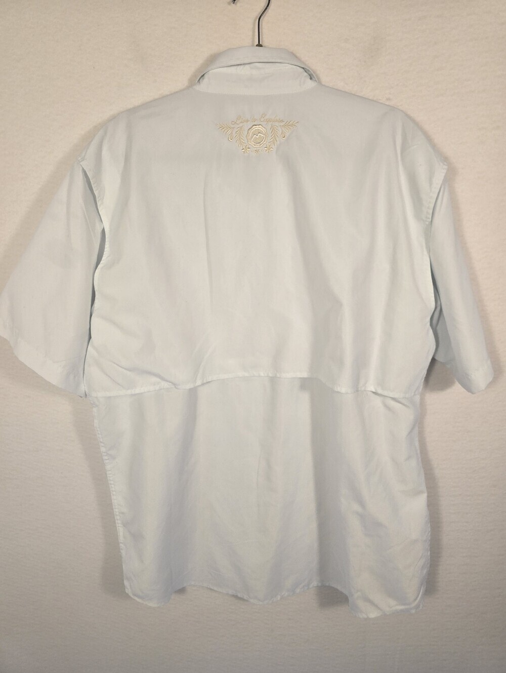 Magellan Fishgear White Embroydered Guayabera S Sleeve Poly Shirt. Mens L - Picture 13 of 13